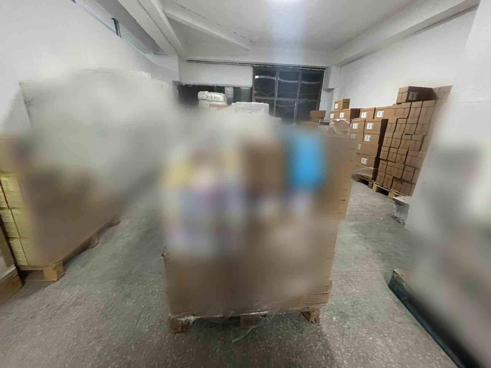 Ankara'da Ruhsatsız İşyerinde Satışa Hazırlanan 49 Bin Bebek Ürünü Ele Geçirildi
