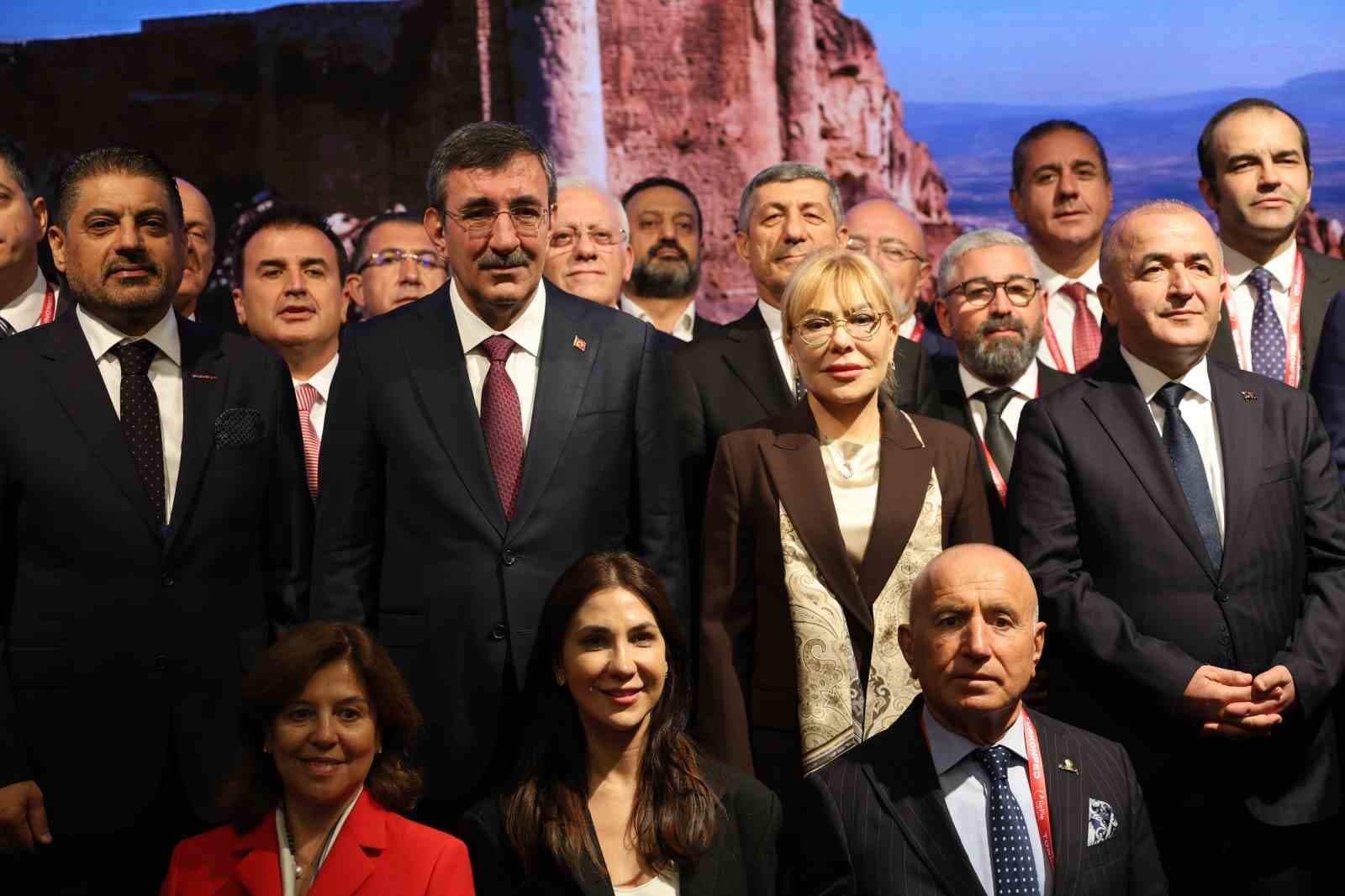 Cumhurbaşkanı Yardımcısı Yılmaz: Ülke İstikrarı İçin Maceraya Atılmayacak, Ekonomik Yapı Krizlere Dayanıklı