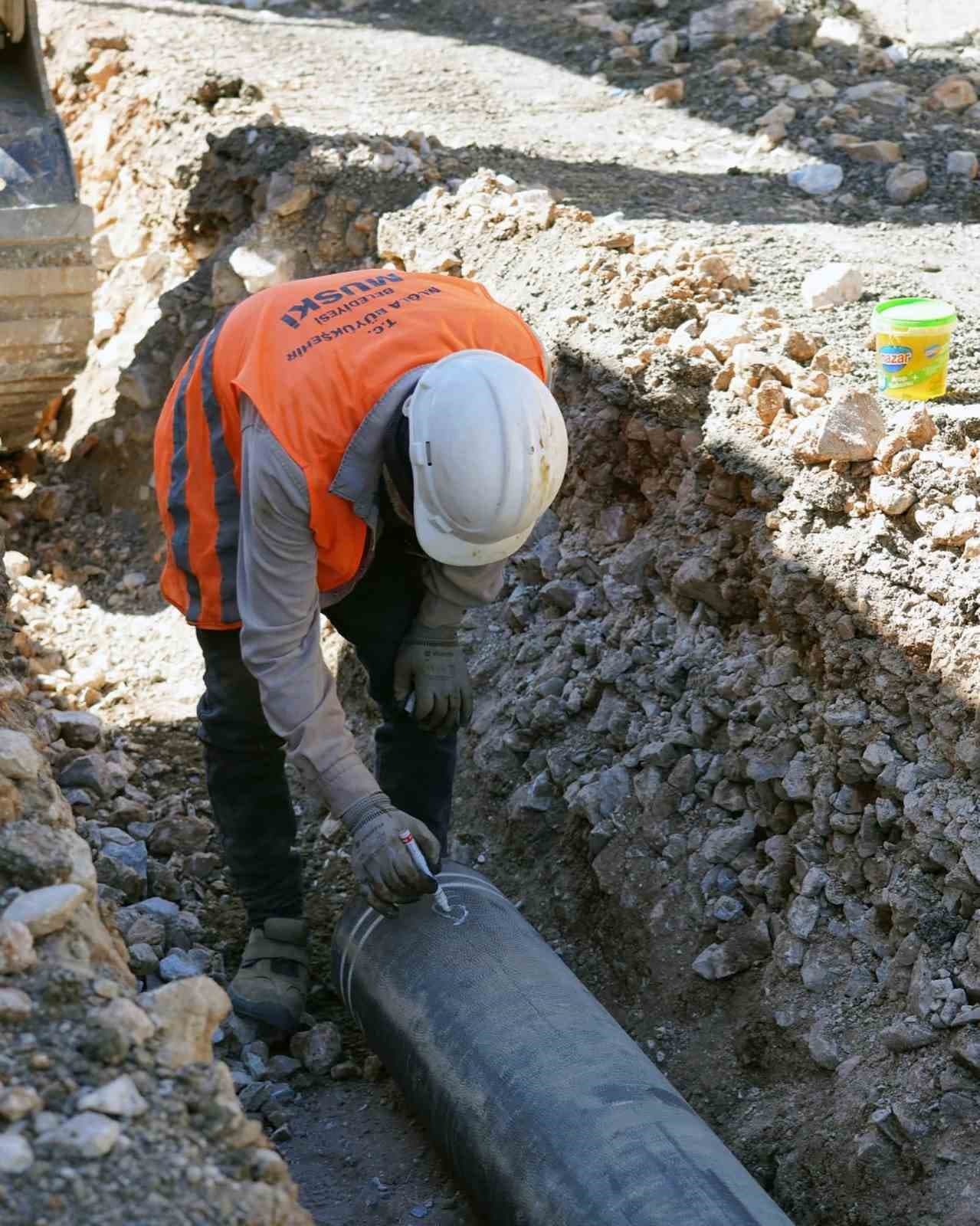 MUSKİ, Yerkesik Mahallesi’ndeki 6,5 Kilometrelik Su İskale Hattını Yenileme Sürecini Başlattı