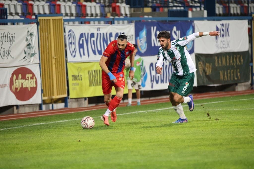 TFF 3. Lig'de Karabük İdmanyurdu, Amasyaspor'a 2-1 Mağlup Oldu