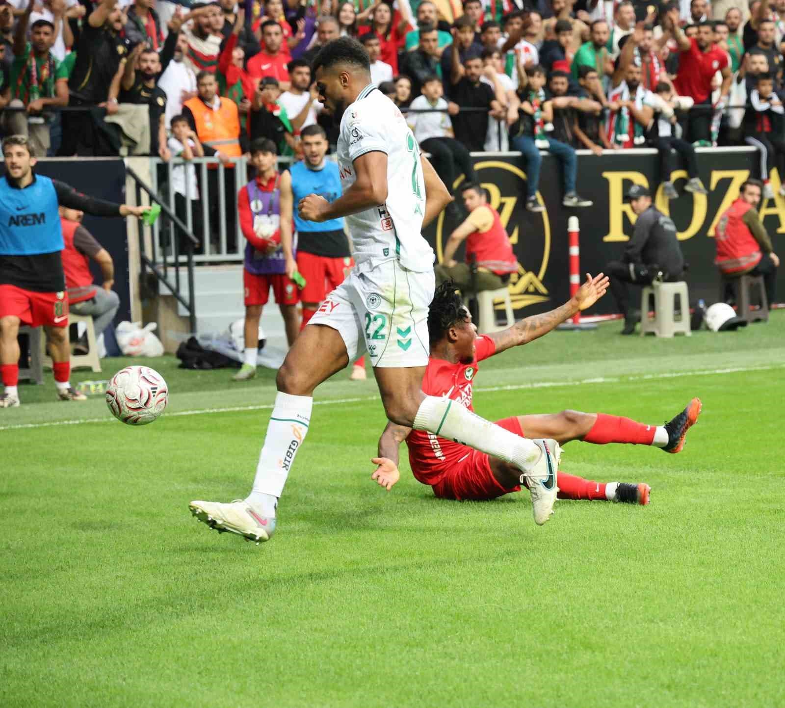Trendyol Süper Lig: Amed Sportif Faaliyetler: 1 - Konyaspor: 0 (Maç sonucu)
