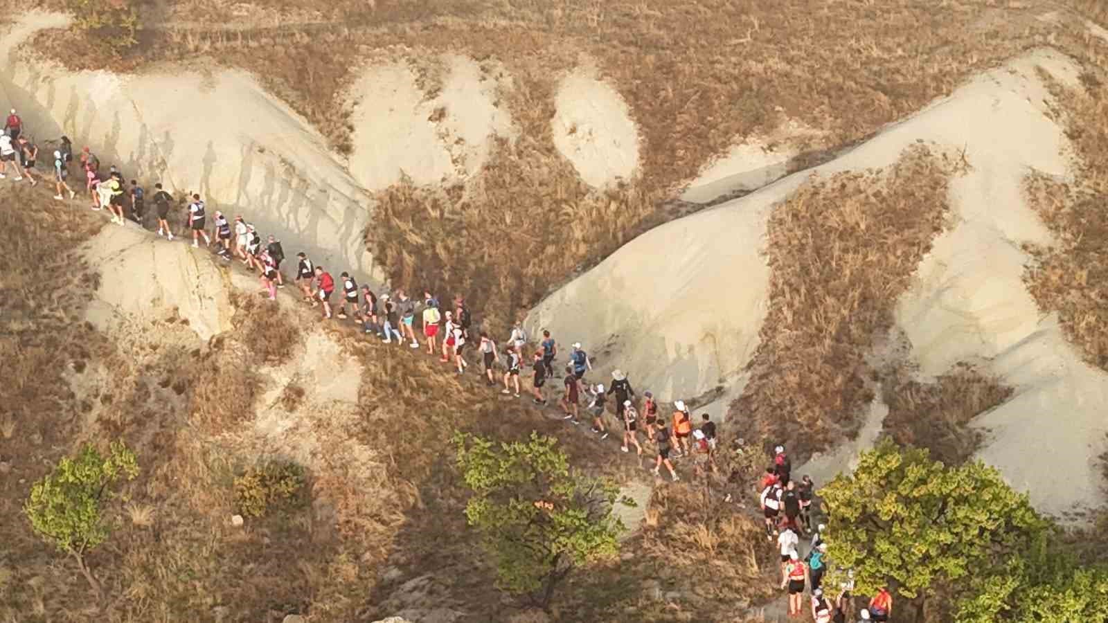Kapadokya’da ultra trail heyecanı: 73 ülkeden 3 bine yakın sporcu yarışıyor