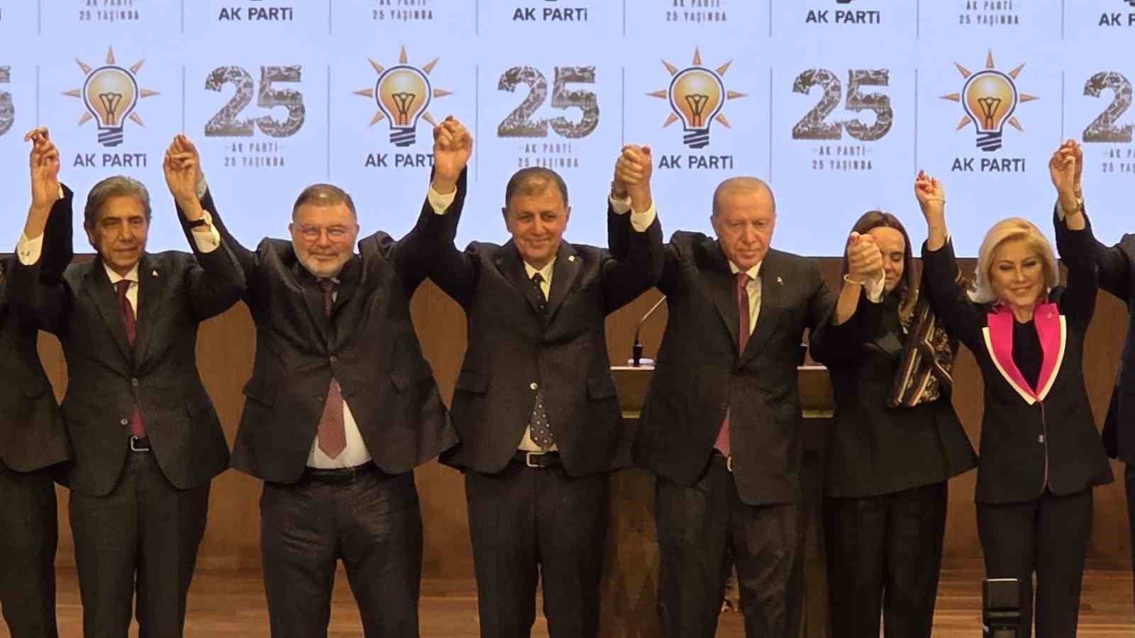AK Parti İzmir İl Başkanı Saygılı: İzmir'in Ortak Geleceği İçin Birlik ve Çalışma Vurgusu