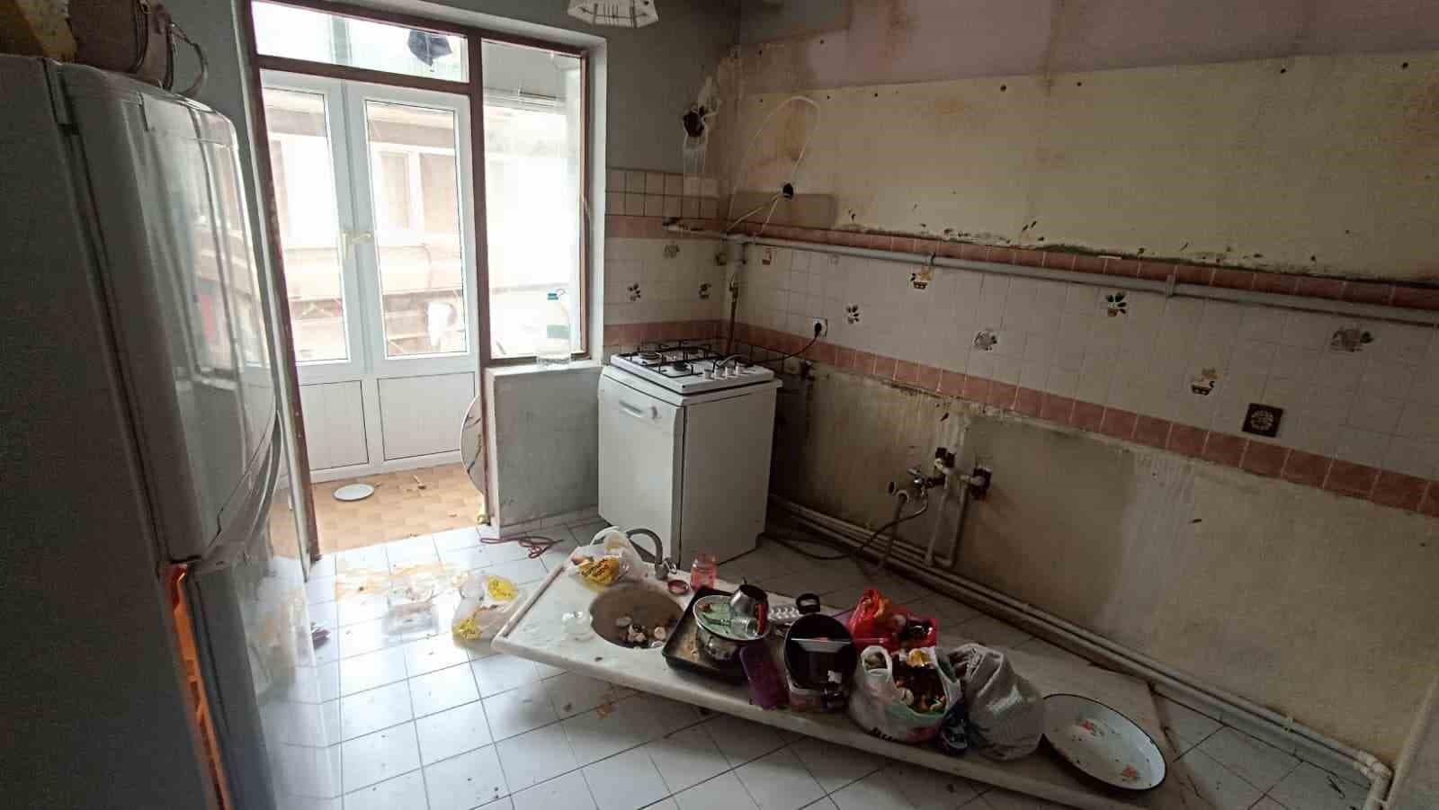 İnegöl Belediyesi, Sinanbey'deki Bir Ailenin Yaşam Alanını Kapsamlı Şekilde Yeniledi