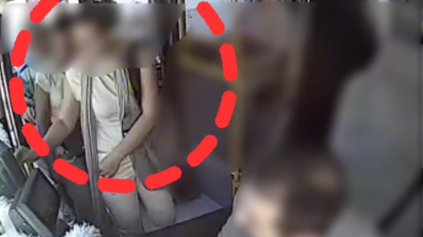Tramvayda Yankesicilik Suçunda İki Yabancı Şüpheli Tutuklandı