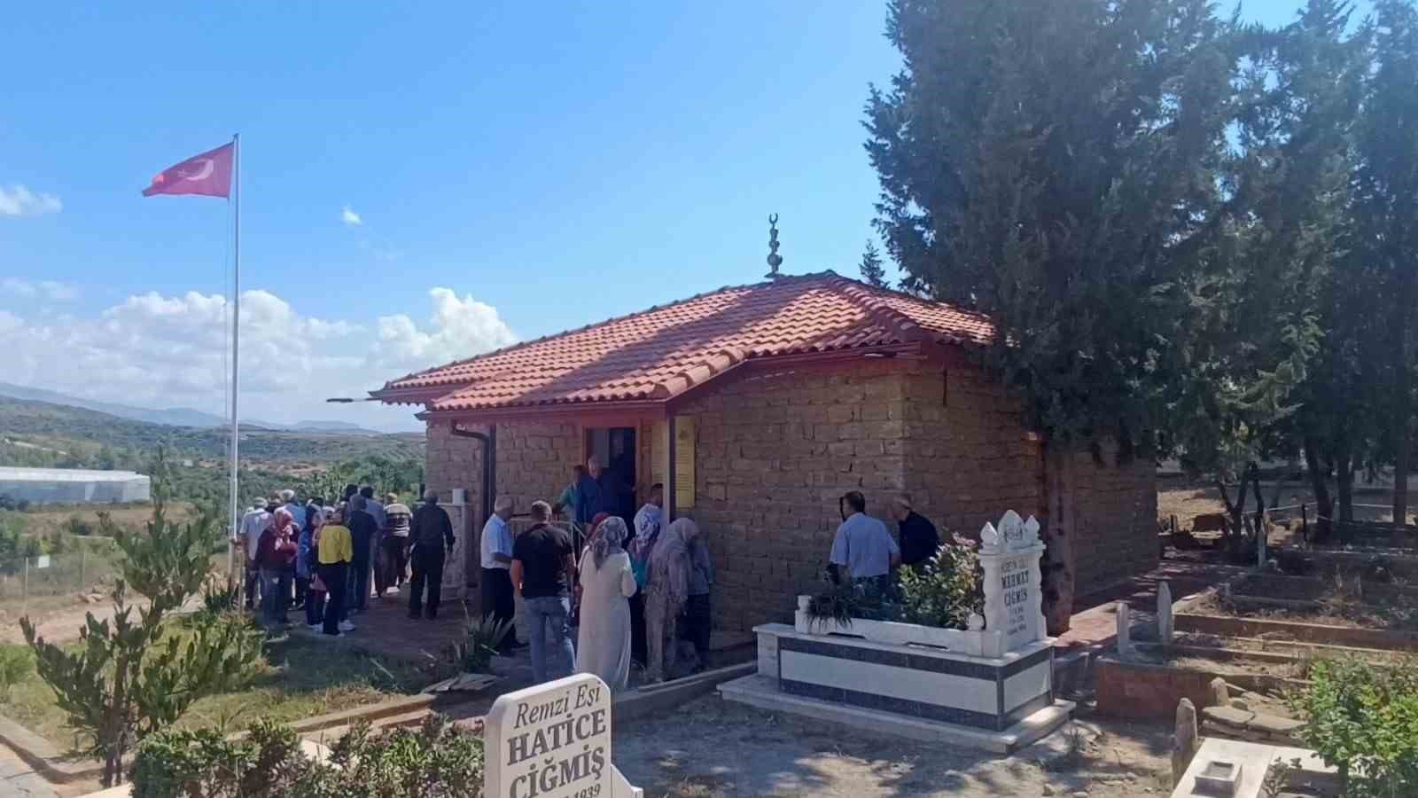 Seyit Zekeriyya Hazretleri Türbesi Restorasyonu Tamamlandı, Dualarla Hizmete Açıldı