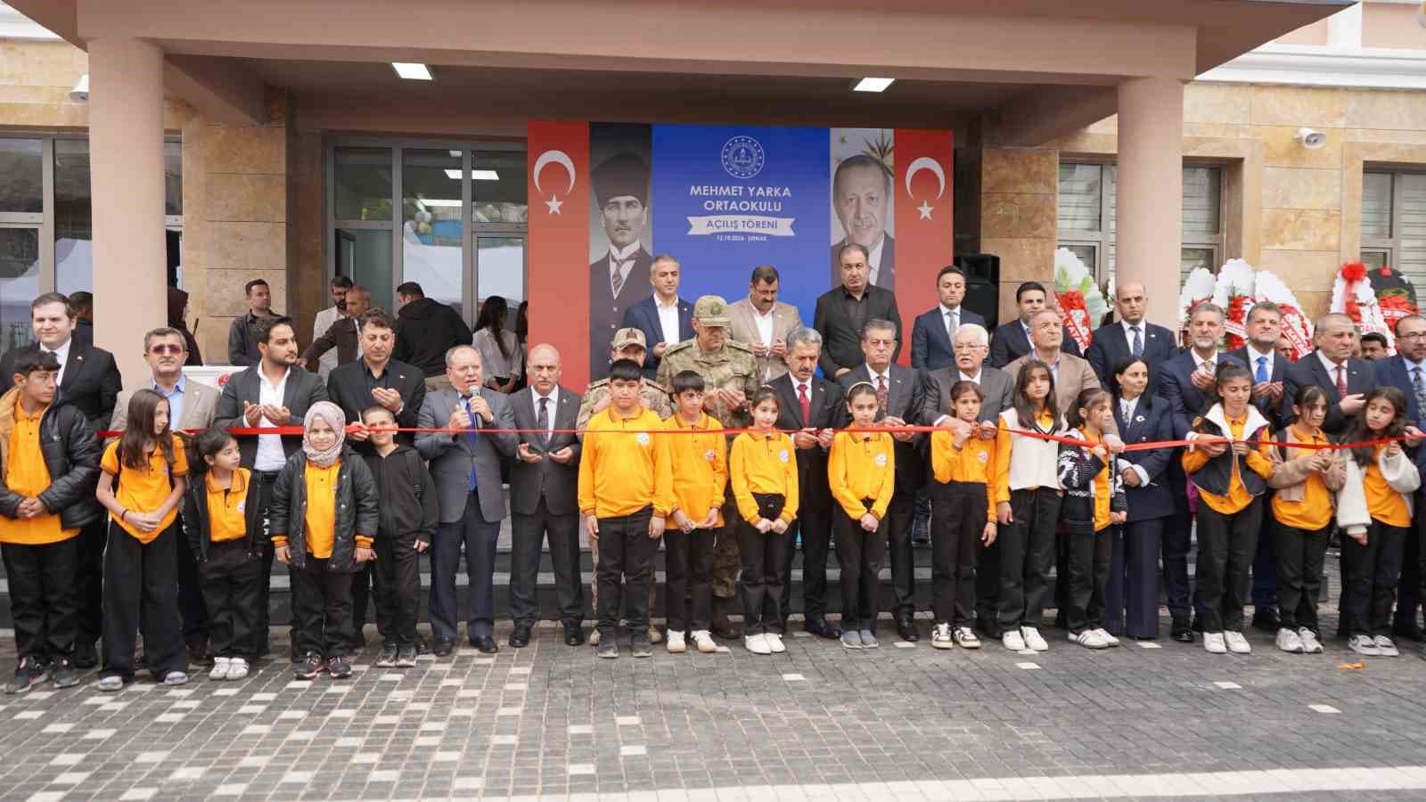 Şırnak’a Eğitim Yatırımı: Yarka Ailesi Desteğiyle 16 Derslikli Mehmet Yarka Ortaokulu Açıldı