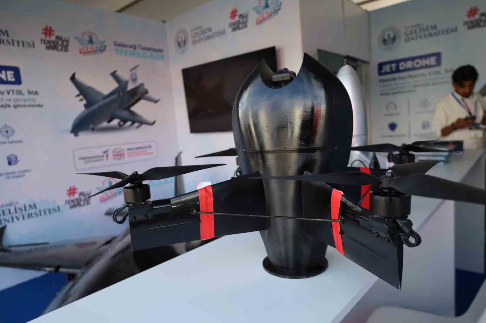İGÜ, TEKNOFEST'te Jet Dron ve VTOL İHA ile Teknolojik Yeteneğini Sergiledi