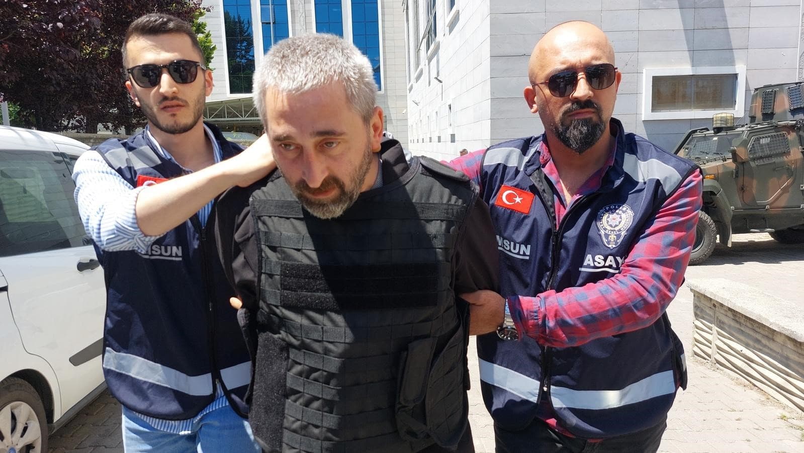 Berber Koltuğunda Kardeşini Öldüren Ağabeyin Yargılanması Başladı