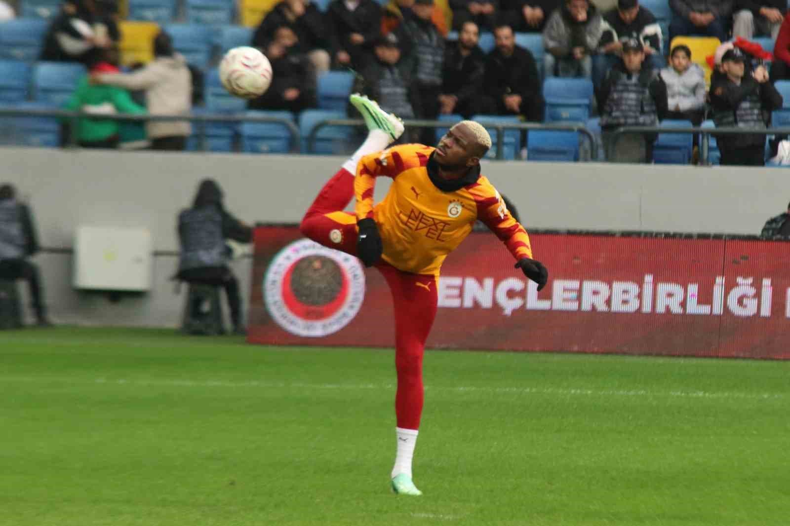 Trendyol Süper Lig: Gençlerbirliği: 0 - Galatasaray: 0 (Maç devam ediyor)