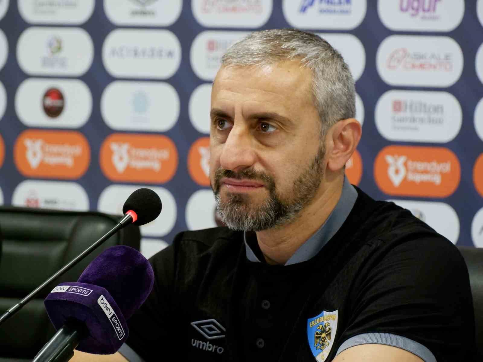 Serkan Özbalta: "Hayal dünyasına kapılmadan gerçekçi olmak gerekiyor. İnşallah ligi ilk 10 içinde bitiririz"