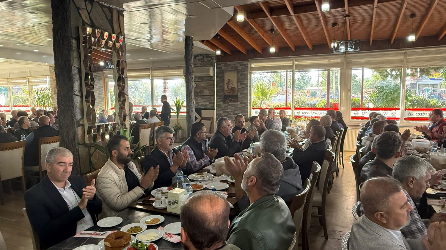 İbrahim Yüksel, Kula Ticaret Odası Üyeleriyle Buluştu