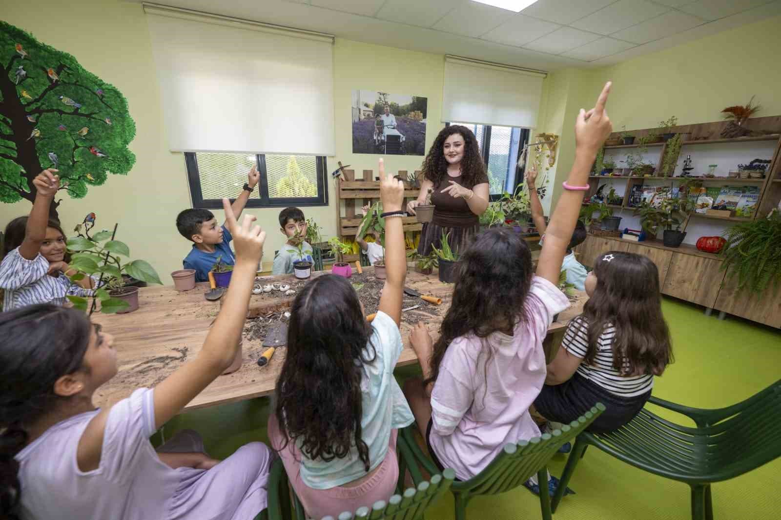 Mersin Çocuk Kampüslerinde Yaz Dönemi Atölyeleri Yoğun Devam Ediyor