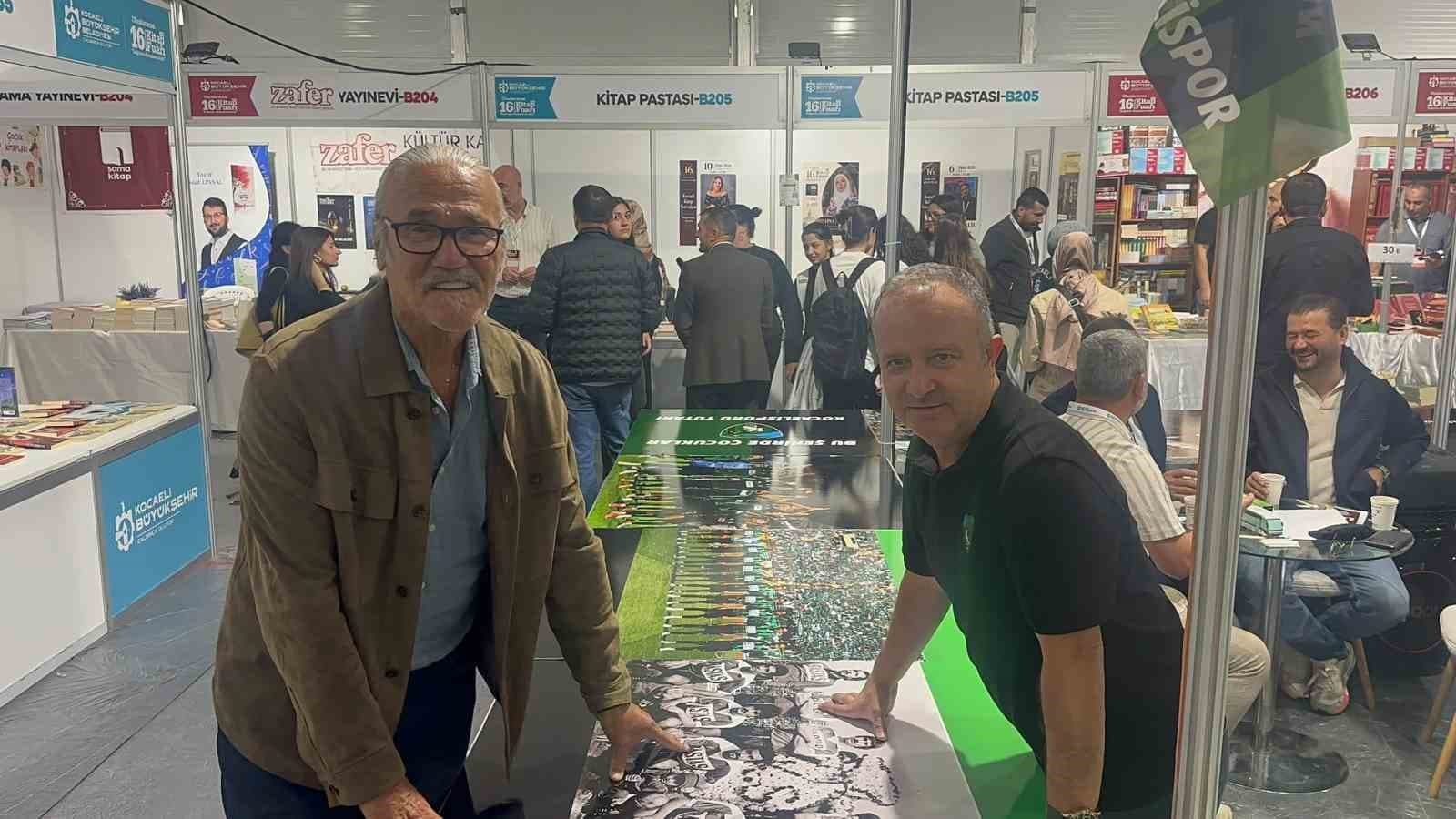 Kocaelispor Tarihi Figürü, Kitap Fuarında Geçmişine Dokundu