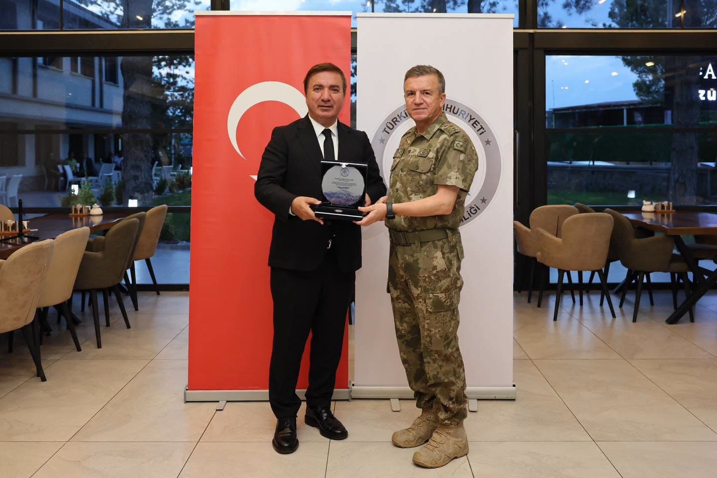Erzincan'da Görev Değişikliği Yapan Komutanlar İçin Veda Töreni Yapıldı