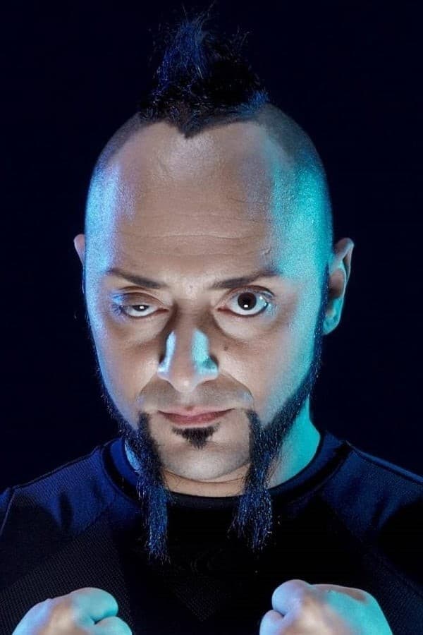Hayko Cepkin, 'ELECTRIC' Projesiyle Türkiye Konser Turuna Başlıyor