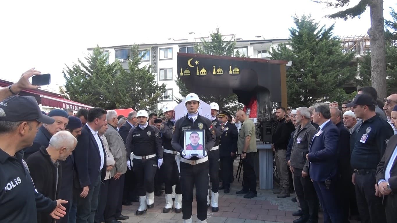 Tekne Kazasında Hayatını Kaybeden Polis Memuru Numan Şen'in Cenaze Töreni