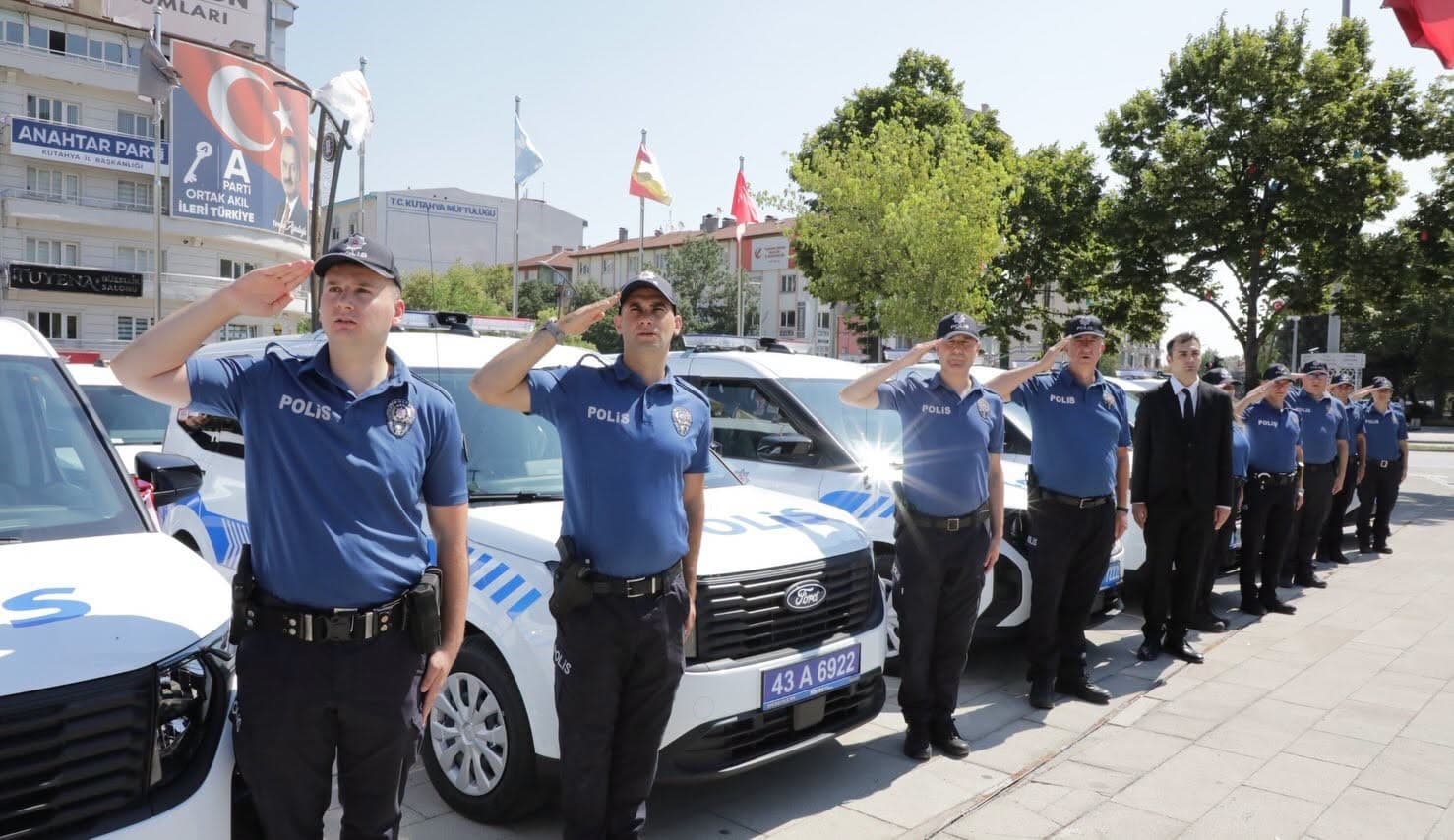 Kütahya Emniyet Teşkilatı Filosu Güçlendi: 37 Yeni Araç Hizmete Başladı