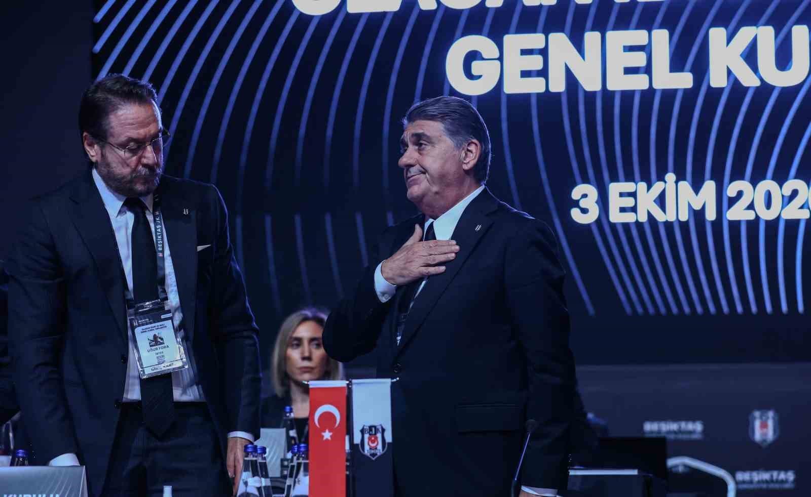 Beşiktaş Yönetimi Genel Kurulda İbra Edildi