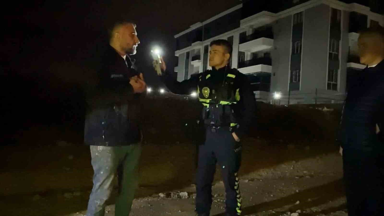 Bursa'da Alkollü Sürücü Kovalamaca Sonrası Yakalandı: Sürücü ve Yolcu Arasında Gerginlik Yaşandı