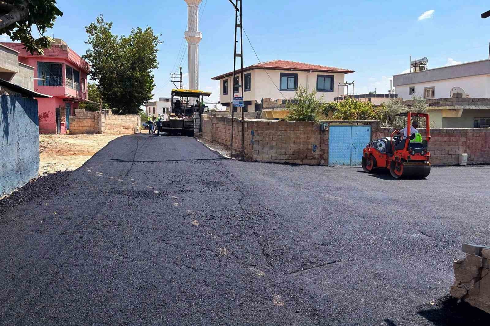 Büyükşehir Belediyesi, Araban'da Asfalt Çalışmalarına Devam Ediyor
