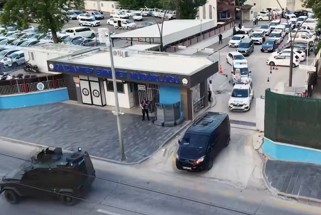 Gaziantep'te Aranan Şahıslar Operasyonu: 155 Şüpheli Yakalandı