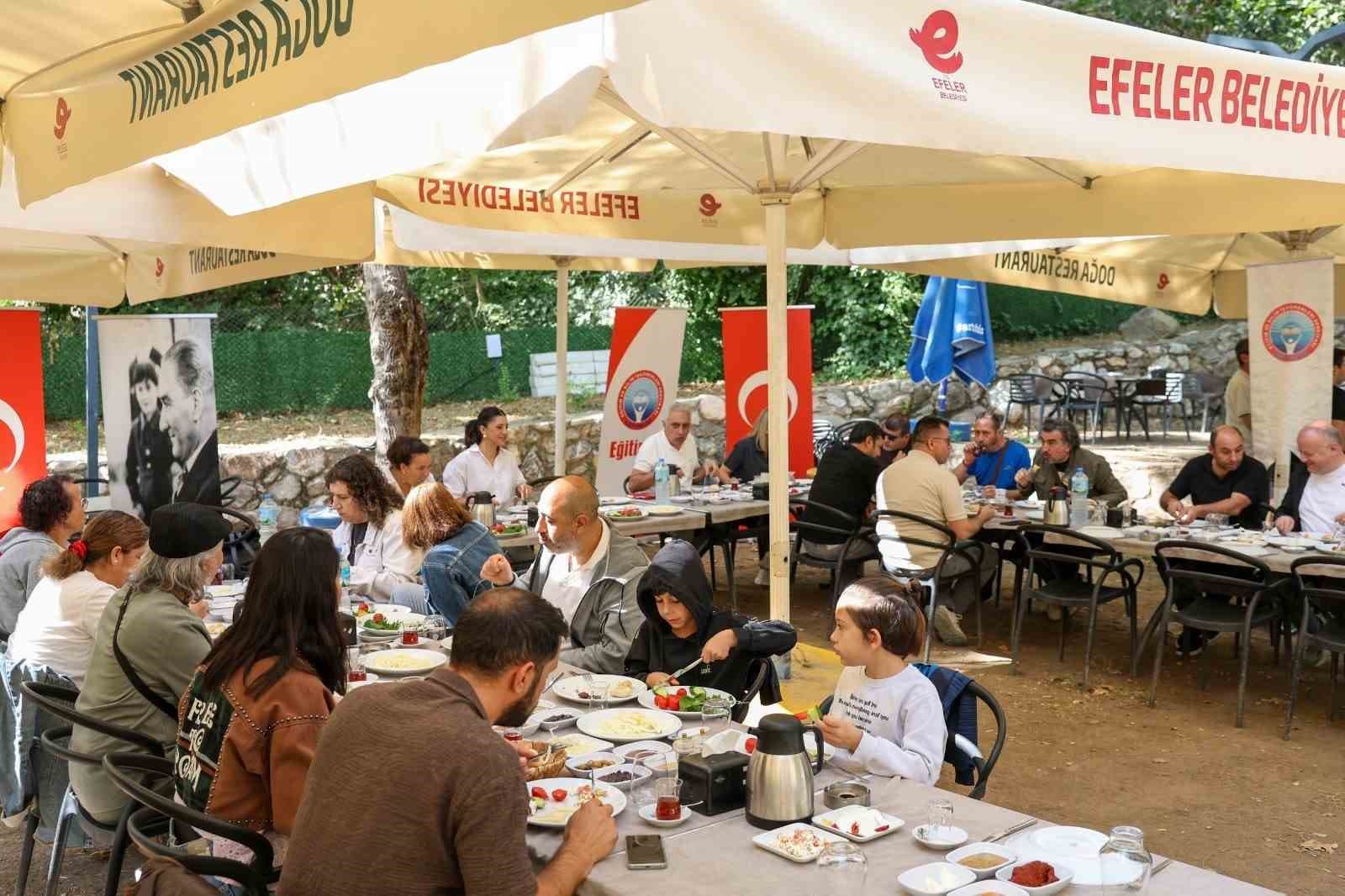 Efeler Belediyesi Doğa Restaurant, Aydın'da Kahvaltı ve Doğal Atmosfer Sunuyor