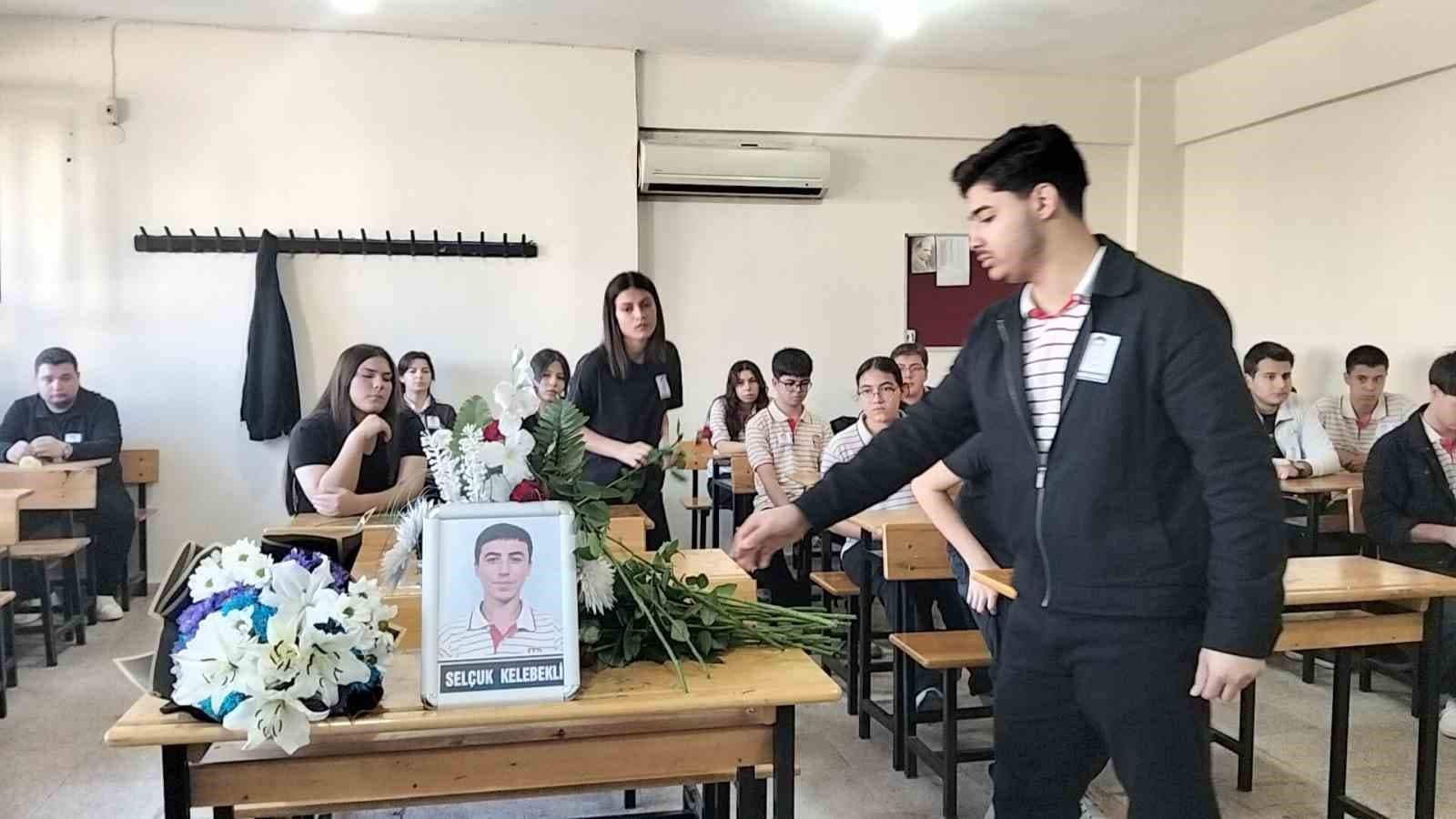 Kaza Mağduru Selçuk Kelebekli'nin Anısına Arkadaşları Saygı Duruşu Yaptı