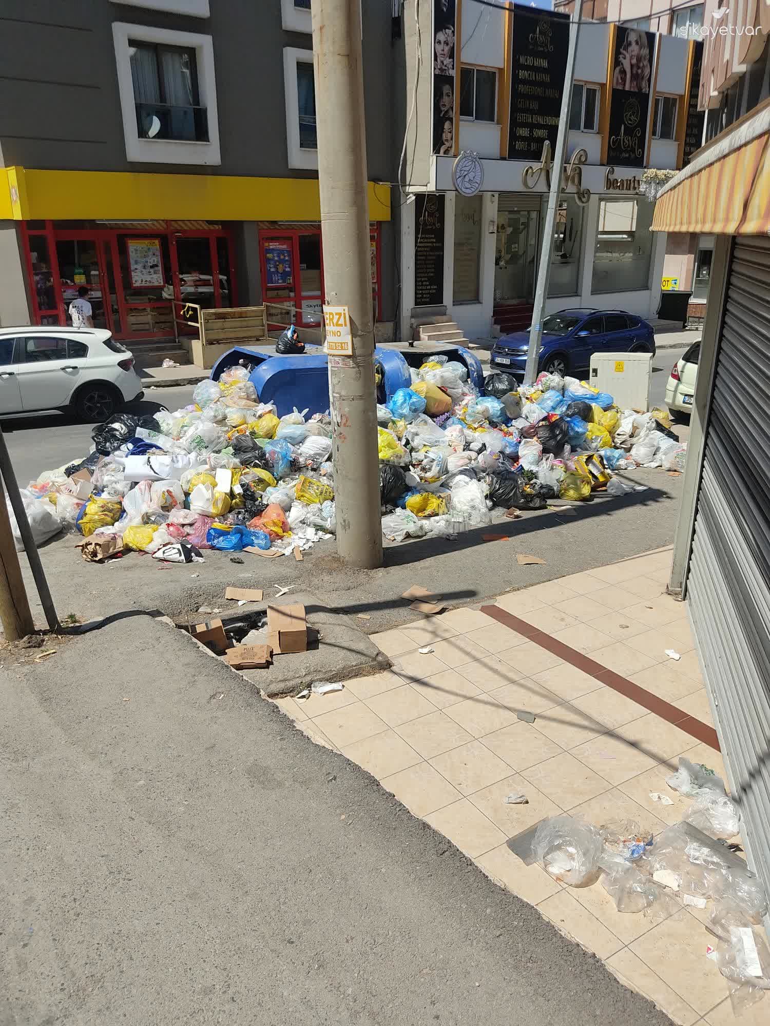 Buca’da çöp sorununa Büyükşehir desteği